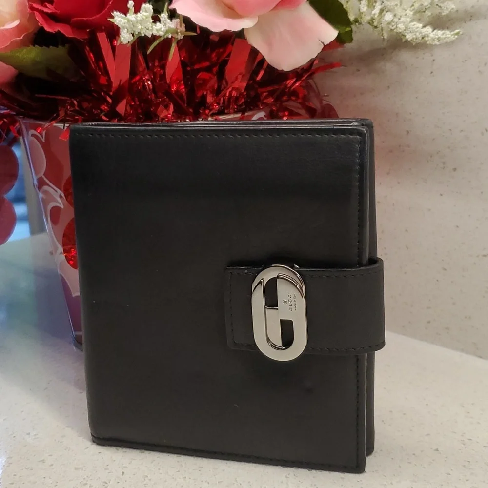Mens GUCCI leather wallet - Picture 1 of 9